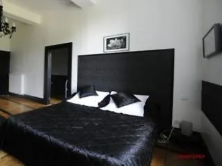 Pensjonat Le Chateau D'orleix 3*